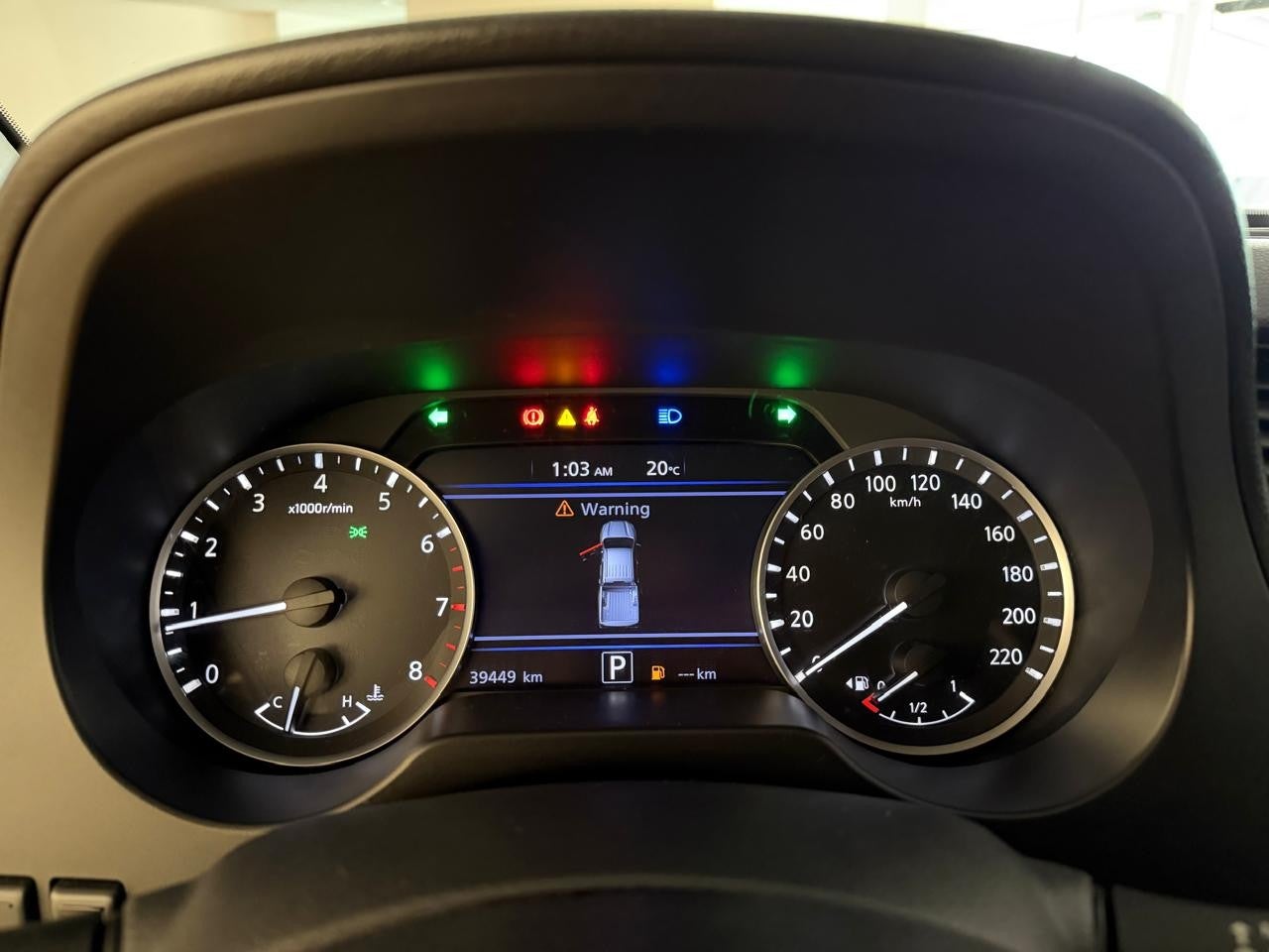 2023 Nissan FRONTIER LE TA 23