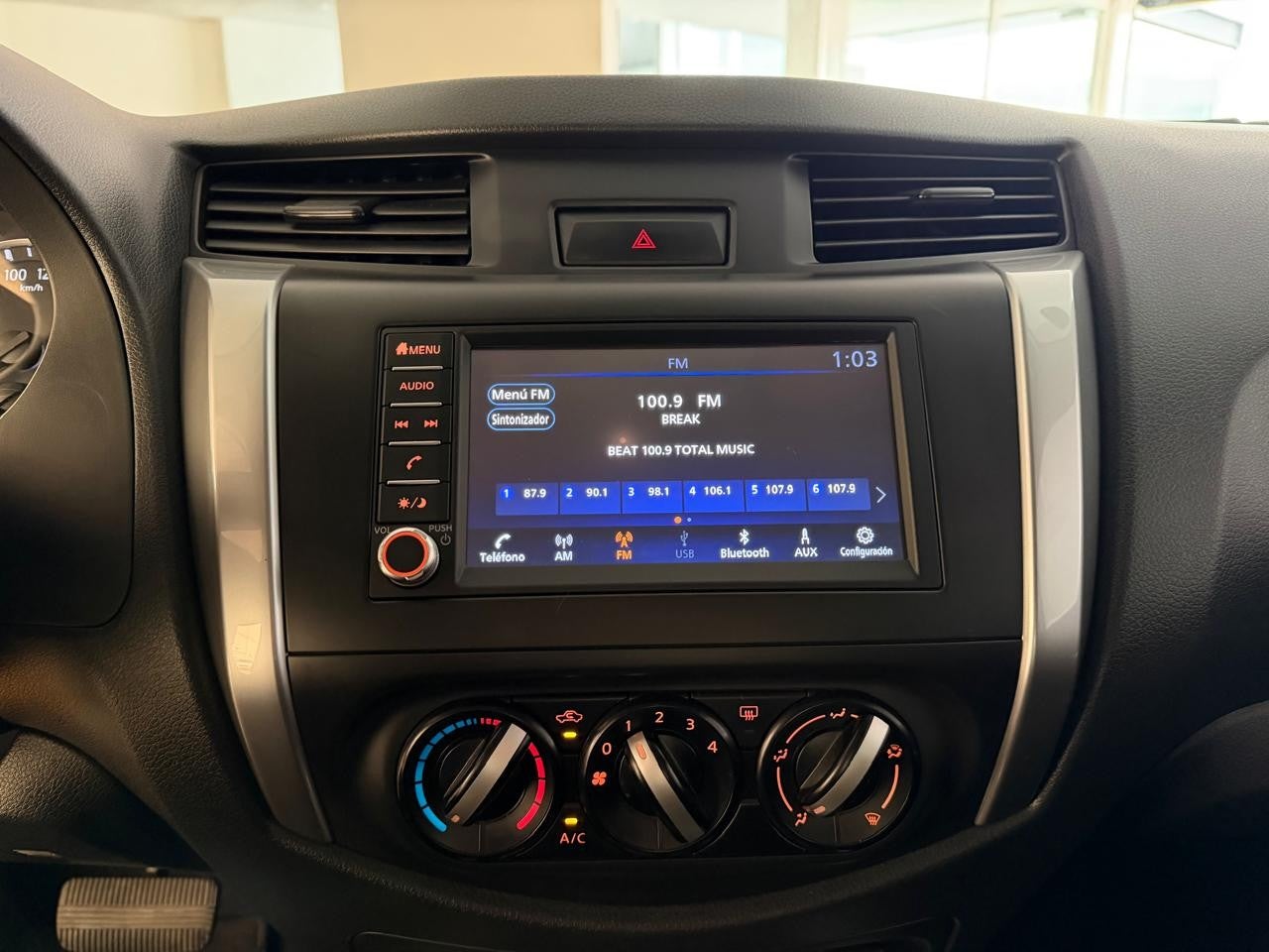 2023 Nissan FRONTIER LE TA 23