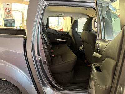 2023 Nissan FRONTIER LE TA 23