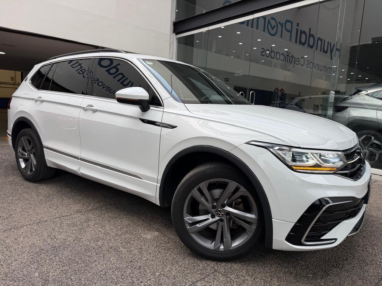 2023 Volkswagen TIGUAN R-LINE 1.4 LONG DRIVE