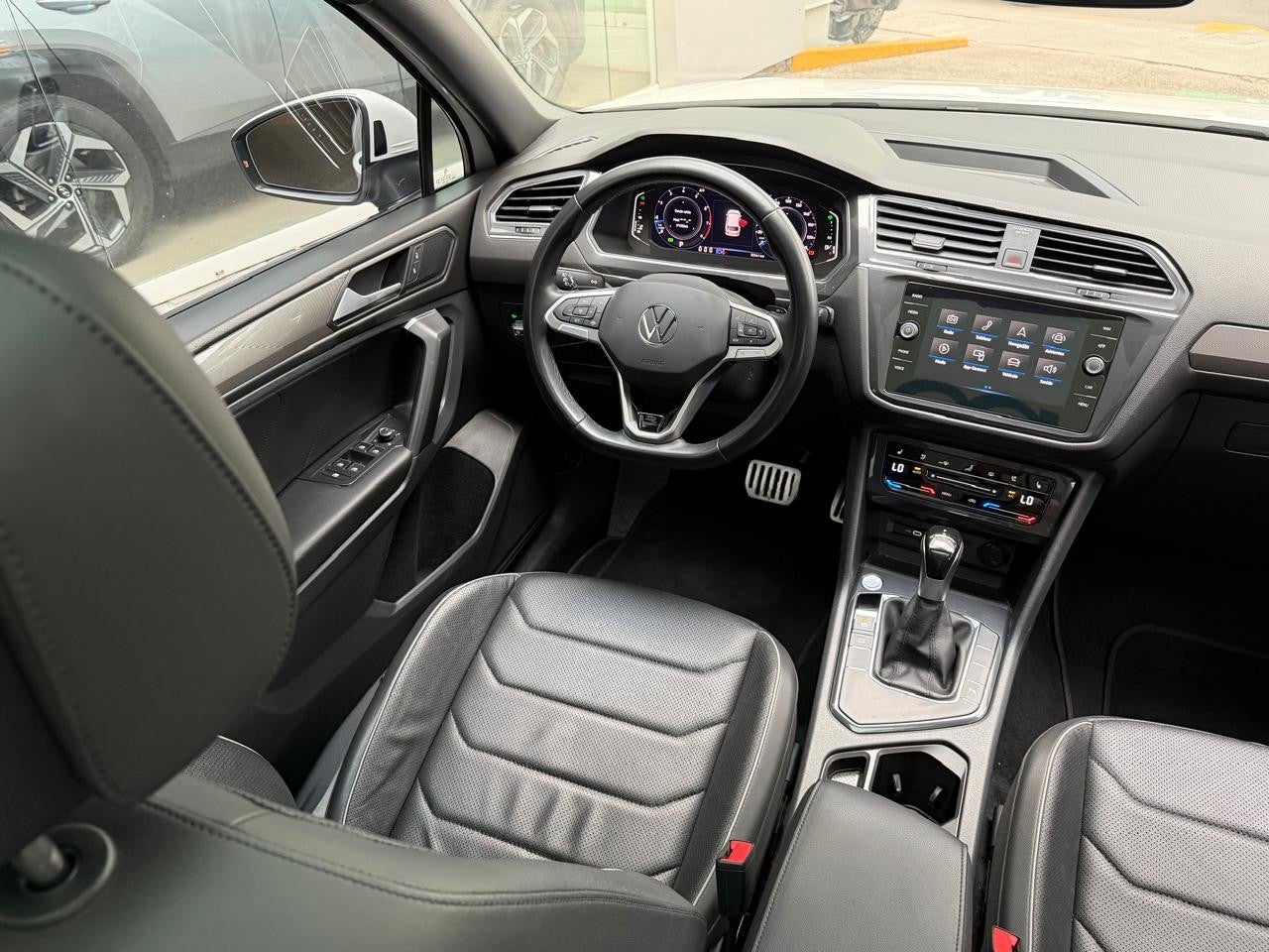 2023 Volkswagen TIGUAN R-LINE 1.4 LONG DRIVE