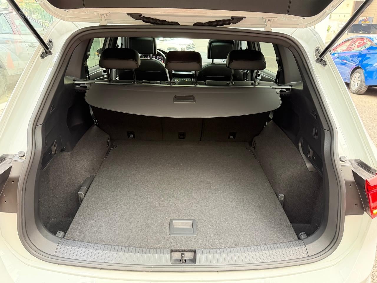 2023 Volkswagen TIGUAN R-LINE 1.4 LONG DRIVE