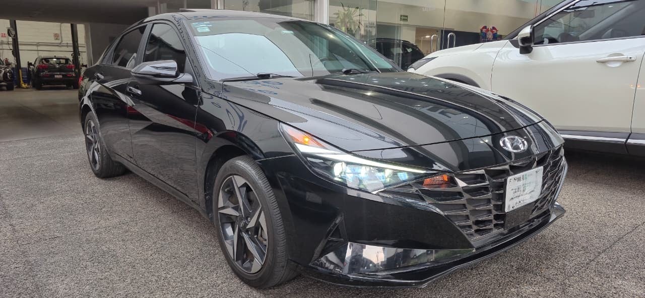 2023 Hyundai ELANTRA LIMITED TECH IVT