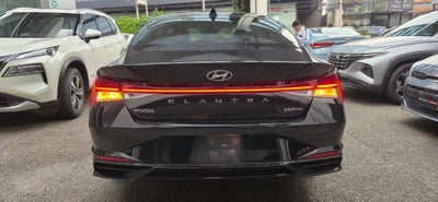 2023 Hyundai ELANTRA LIMITED TECH IVT