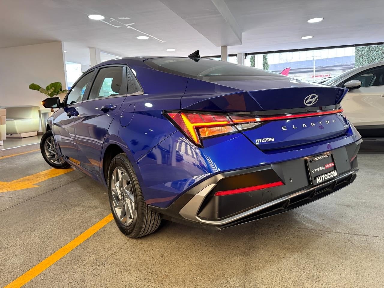 2025 Hyundai ELANTRA GLS PREMIUM DCT HEV