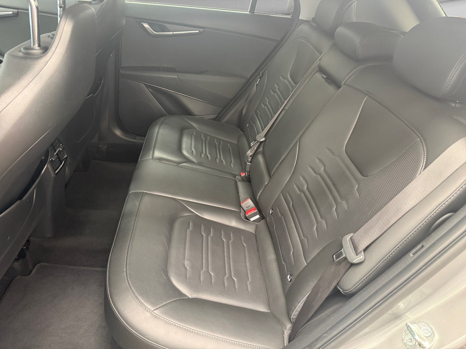 2024 Kia NIRO EX