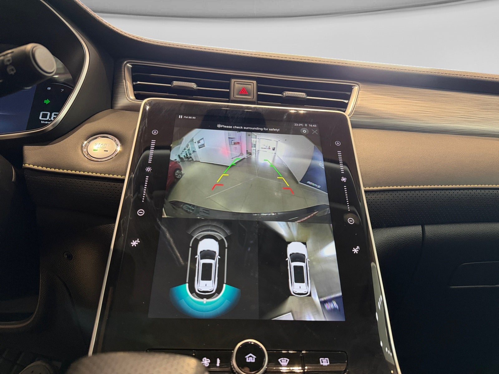 2024 MG RX5 ELEGANCE