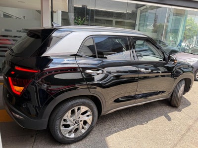 2023 Hyundai 700 GLS PREMIUM