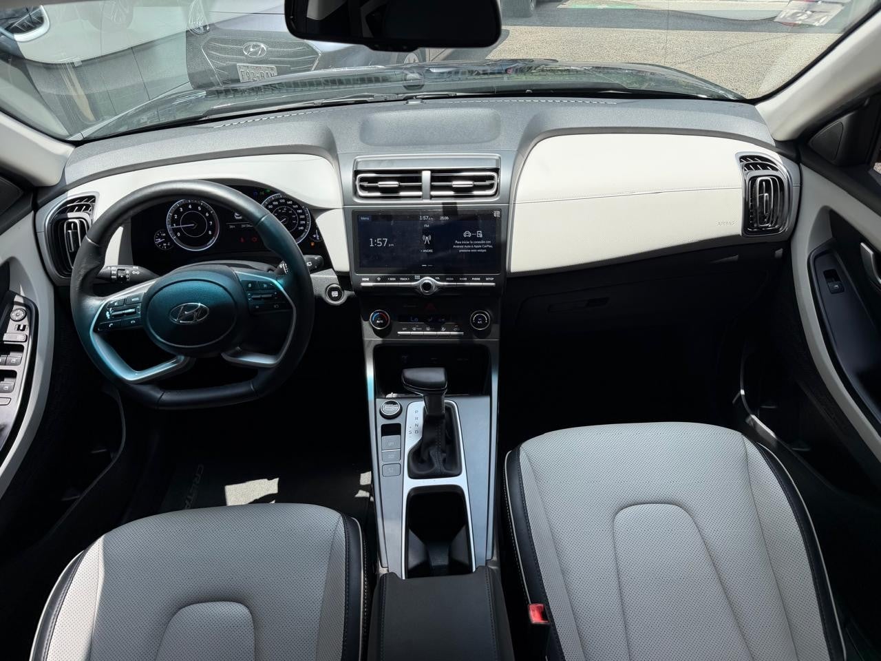2023 Hyundai 700 GLS PREMIUM
