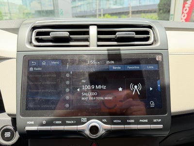 2023 Hyundai 700 GLS PREMIUM