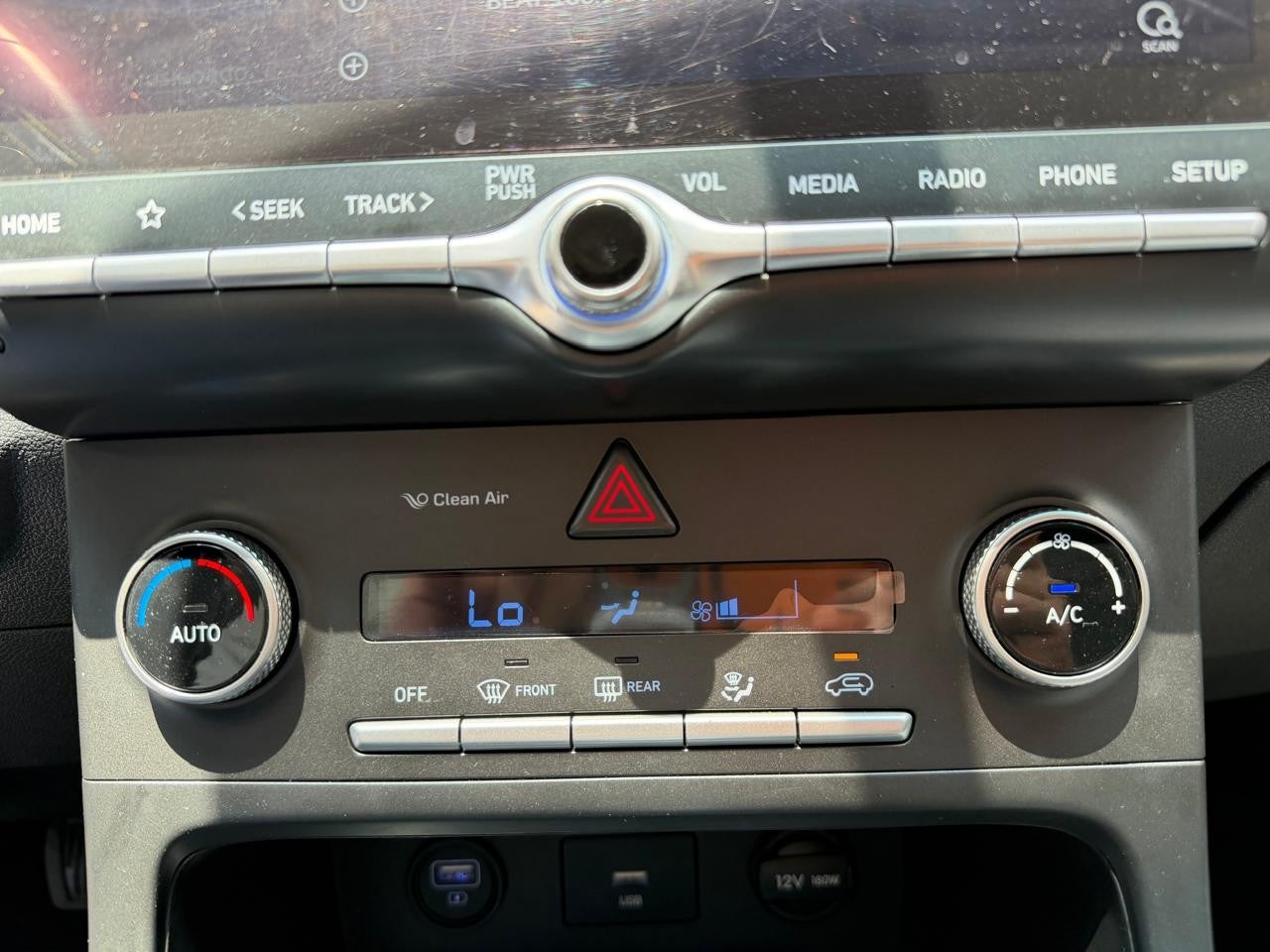 2023 Hyundai 700 GLS PREMIUM