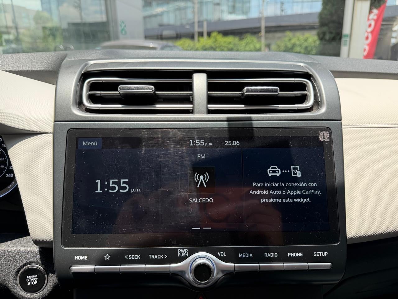 2023 Hyundai 700 GLS PREMIUM