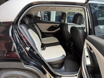 2023 Hyundai 700 GLS PREMIUM