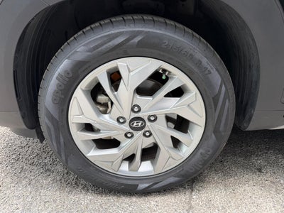 2023 Hyundai 700 GLS PREMIUM