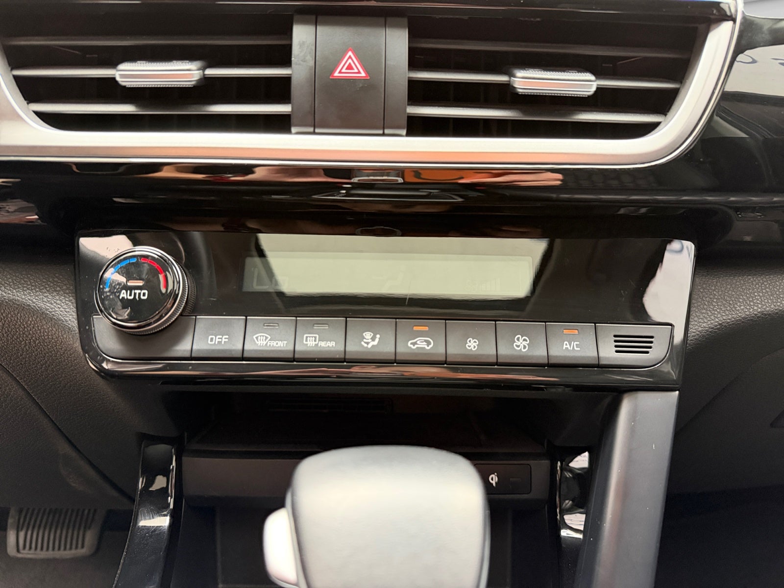 2023 Kia SELTOS SX
