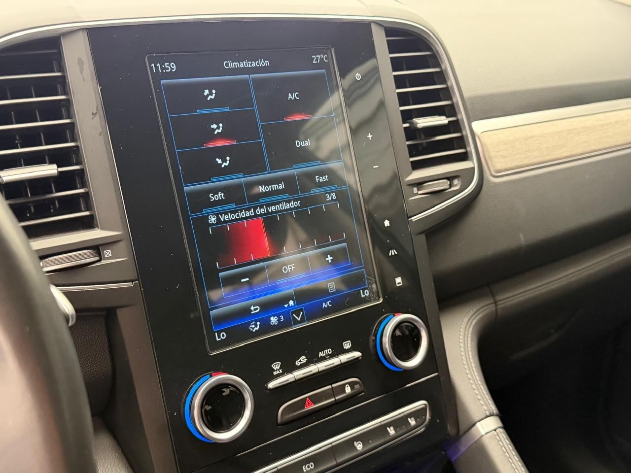 2025 RENAULT KOLEOS ICONIC