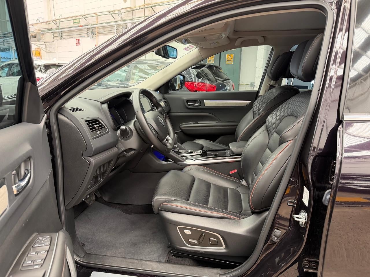 2025 RENAULT KOLEOS ICONIC