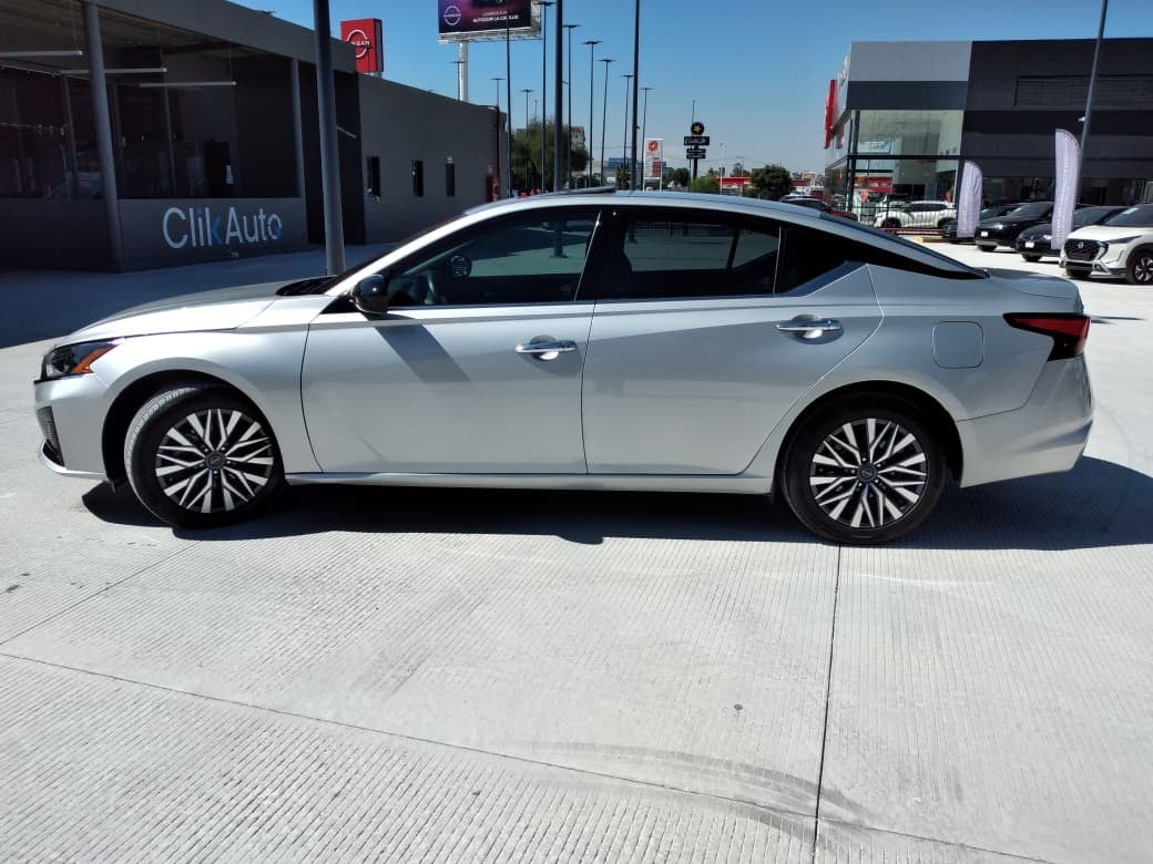 2023 Nissan ALTIMA ADVANCE CVT 23