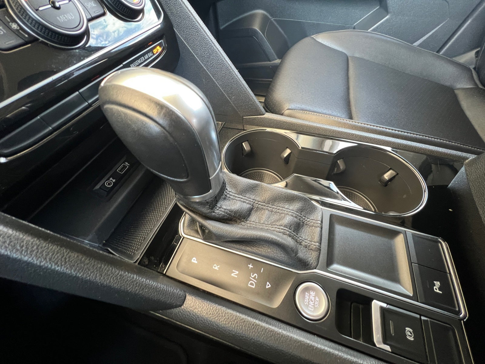 2019 Volkswagen TERAMONT COMFORTLINE PLUS