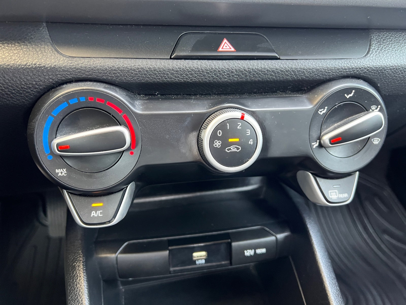 2023 Kia RIO EX TA