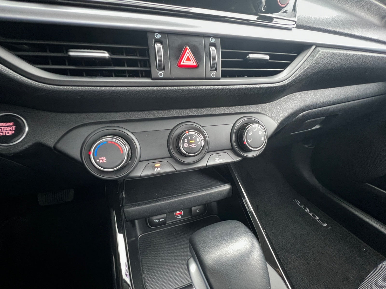2024 Kia FORTE EX
