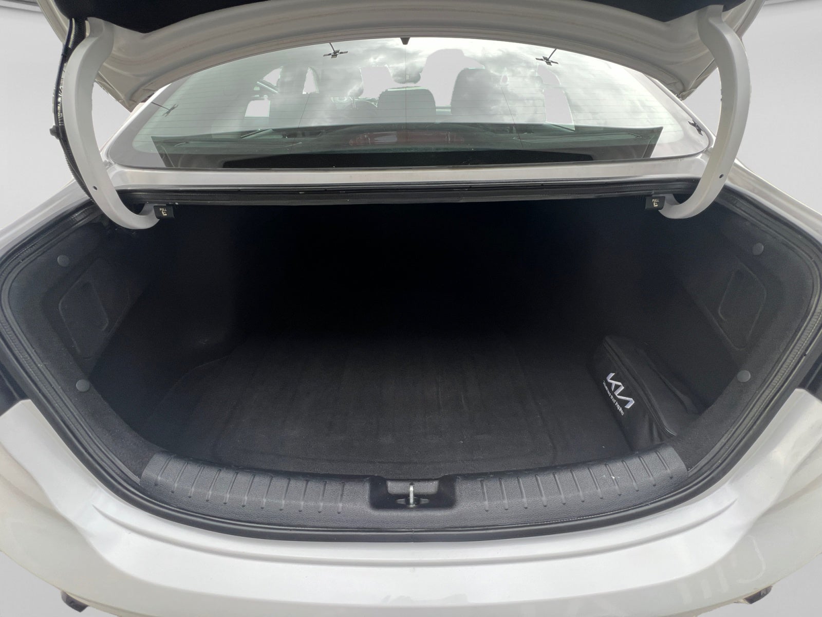 2024 Kia FORTE EX