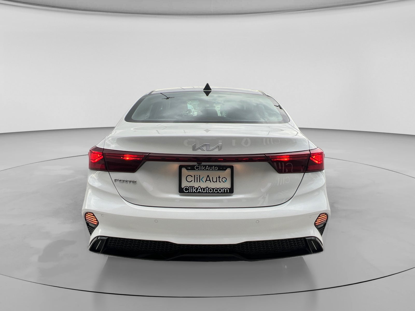 2024 Kia FORTE EX