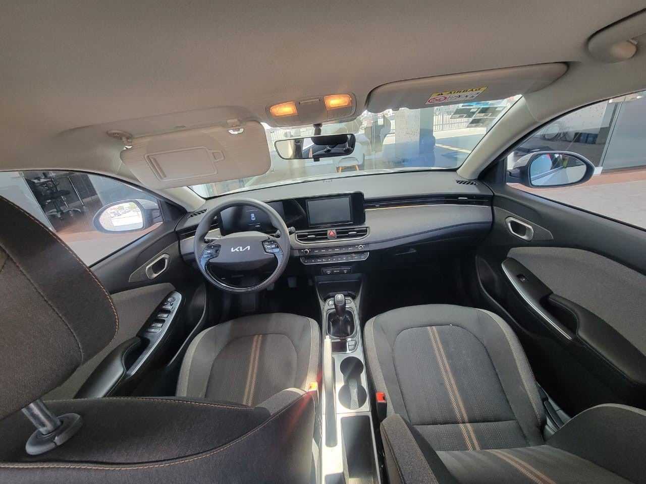 2024 Kia K3 EX MT