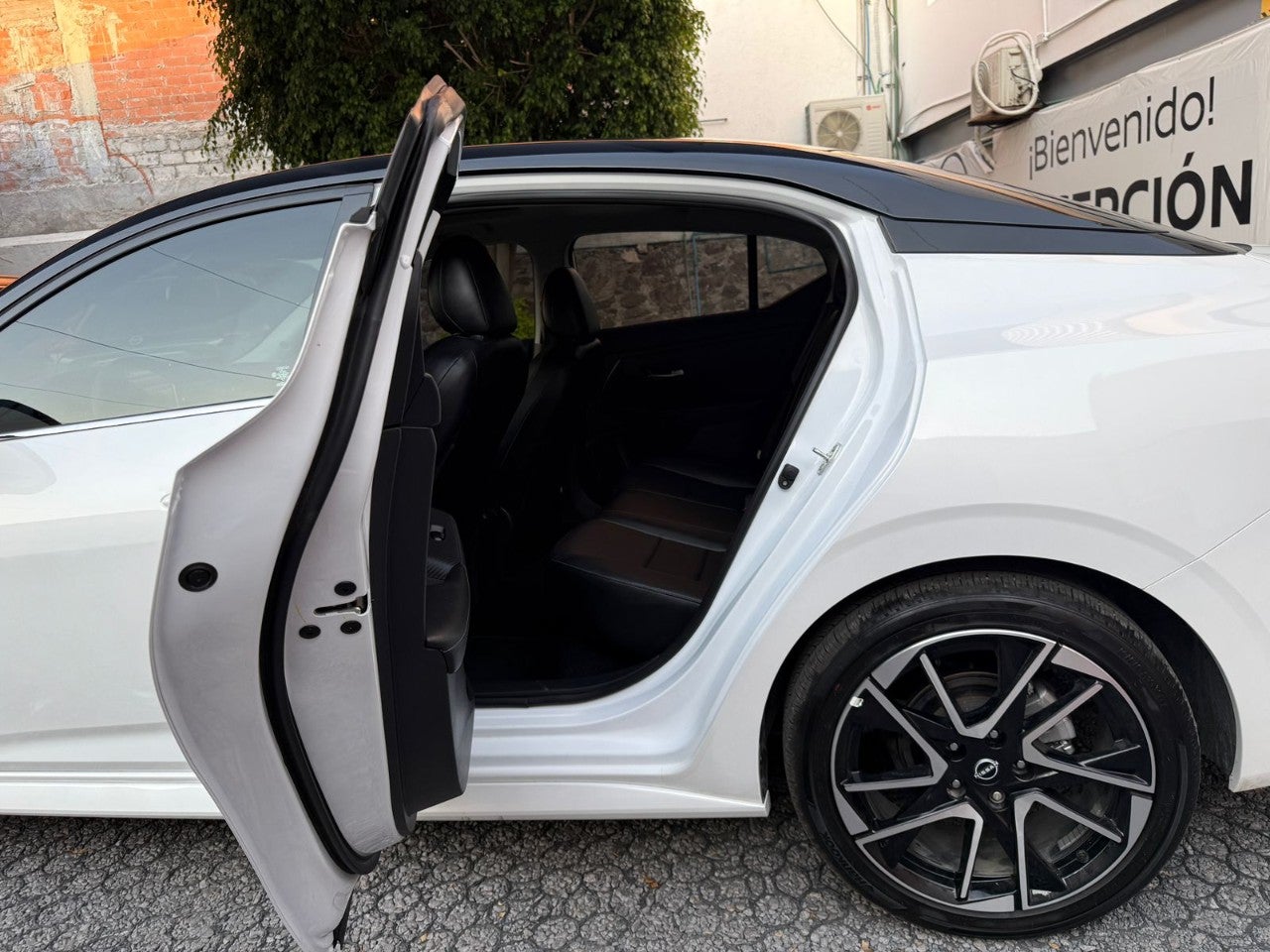 2025 Nissan SENTRA SR PLATINUM BITONO CVT 25