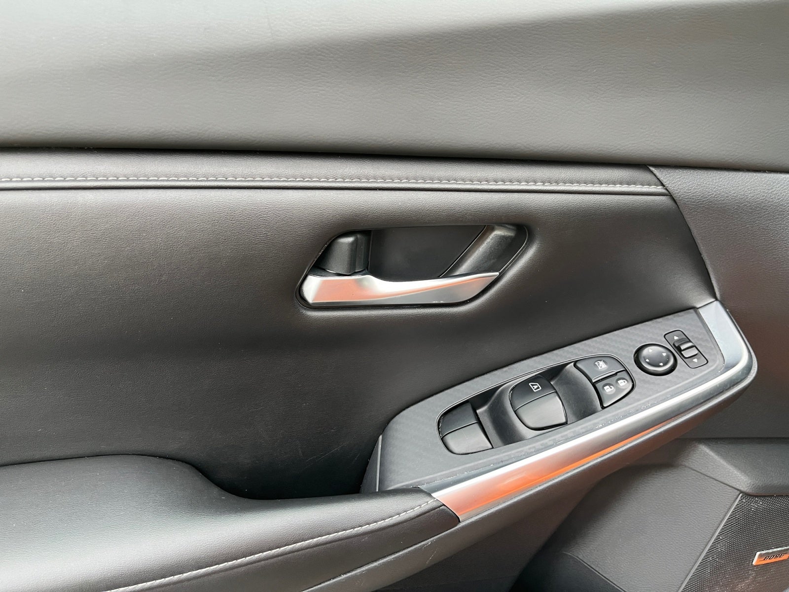 2023 Nissan SENTRA SENTRA SR PLATINUM BITONO CVT