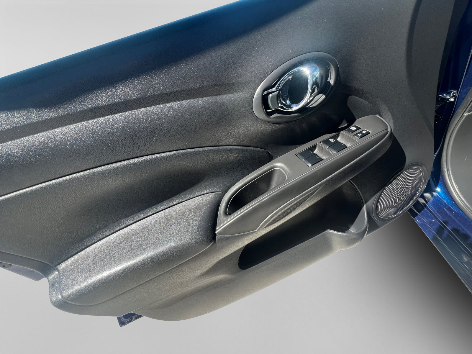 2019 Nissan VERSA VERSA SENSE TA AC 1.6L