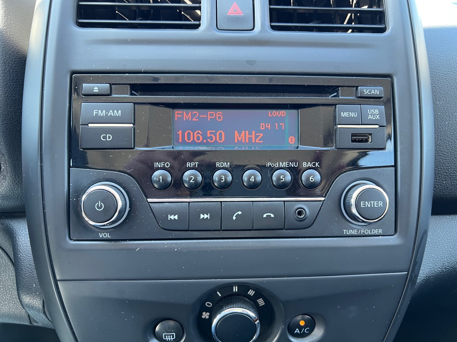2019 Nissan VERSA VERSA SENSE TA AC 1.6L