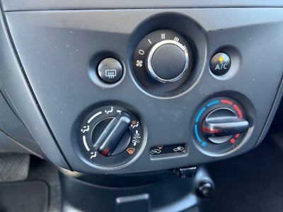2019 Nissan VERSA VERSA SENSE TA AC 1.6L