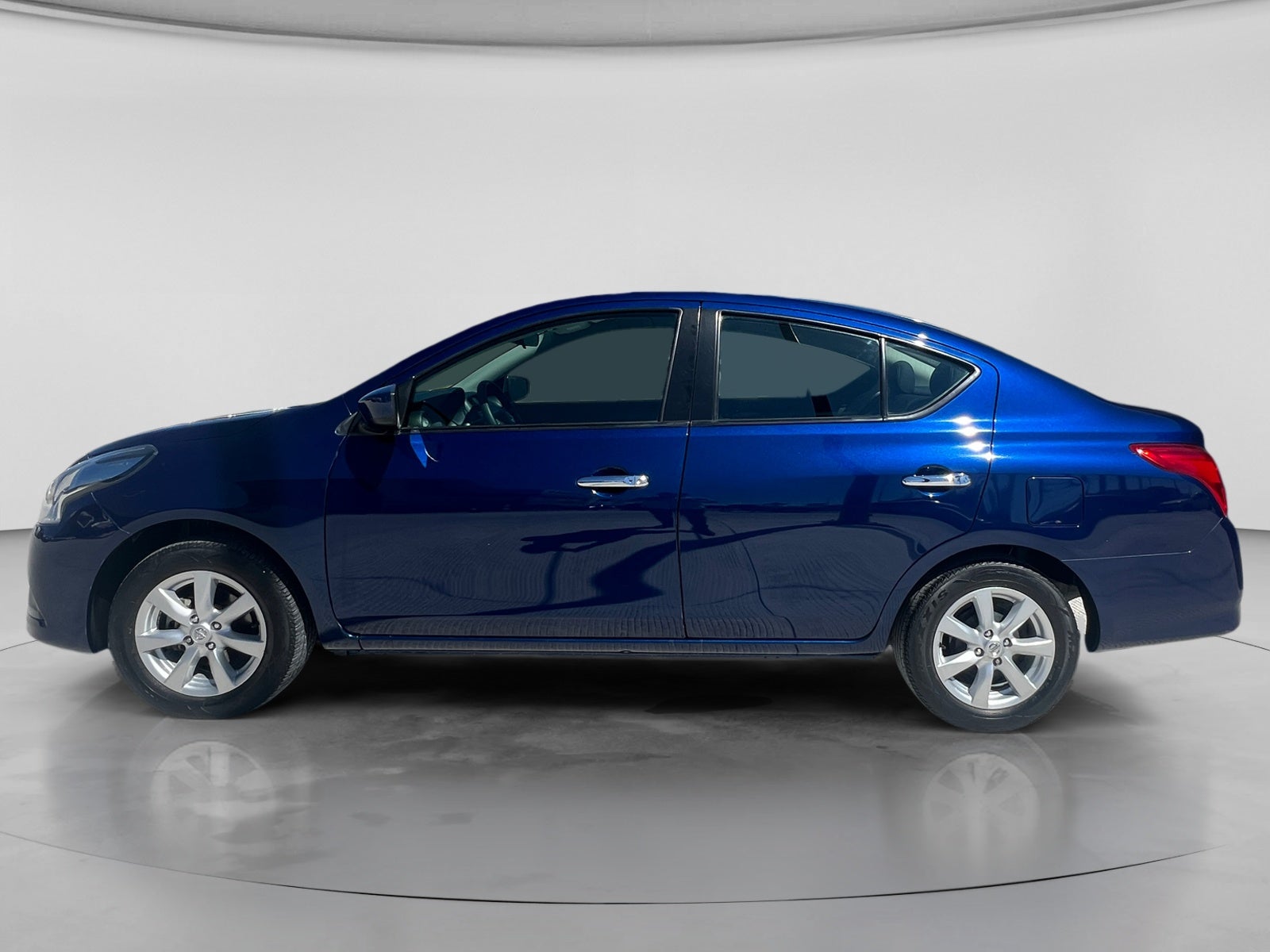 2019 Nissan VERSA VERSA SENSE TA AC 1.6L
