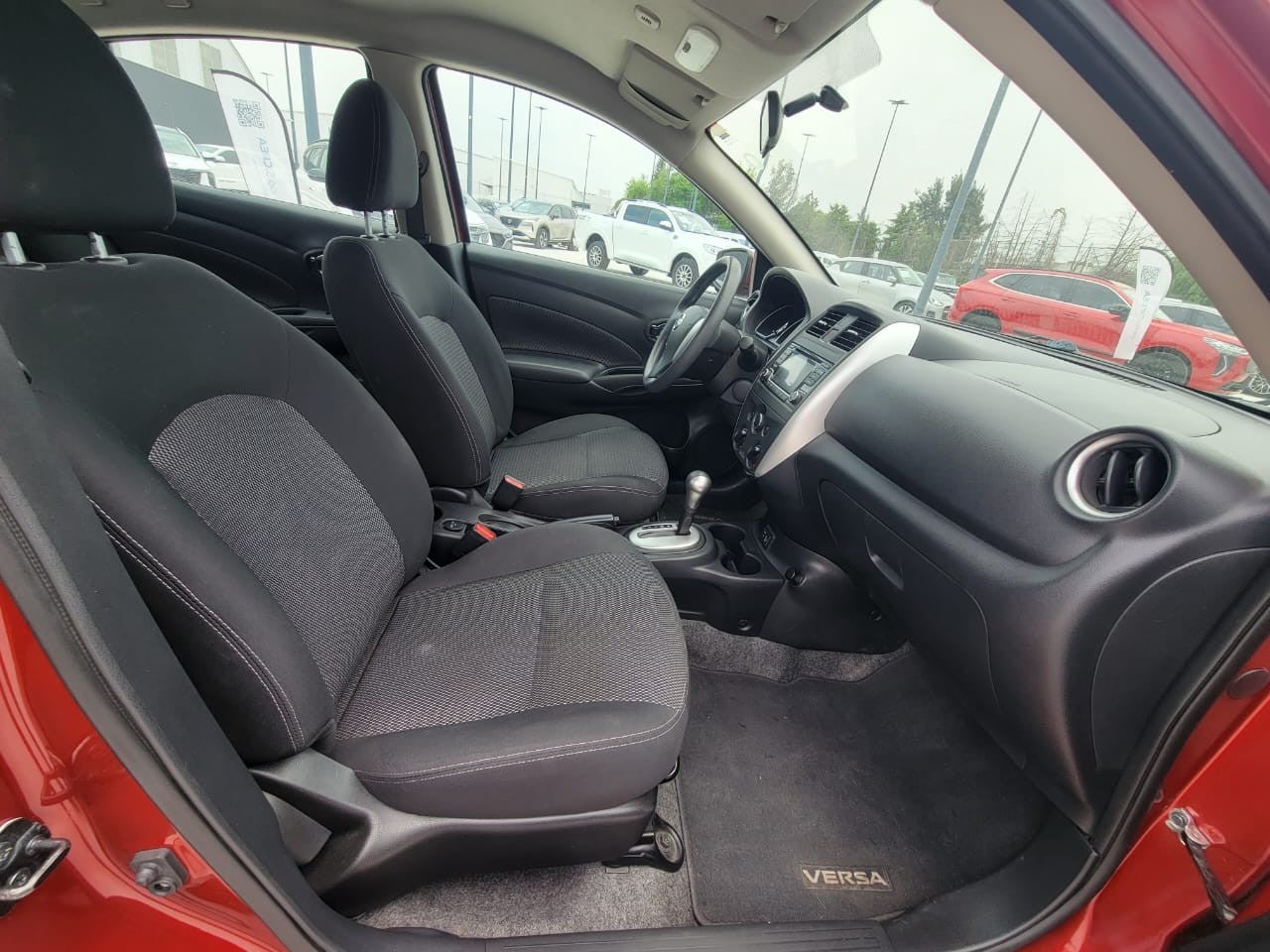 2019 Nissan VERSA ADVANCE AT AC