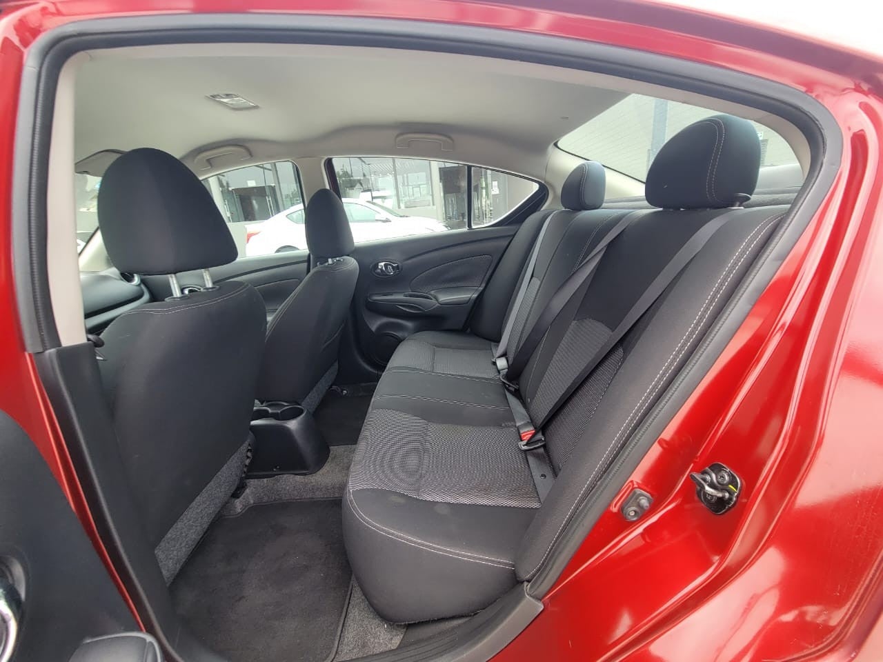 2019 Nissan VERSA ADVANCE AT AC