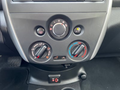 2019 Nissan VERSA ADVANCE AT AC