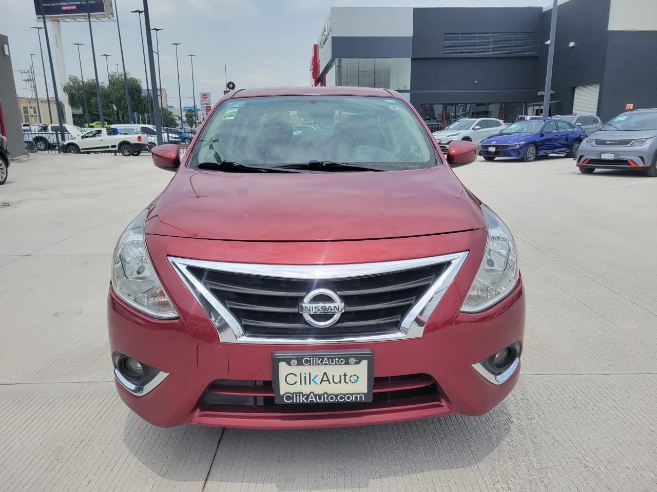 2019 Nissan VERSA ADVANCE AT AC