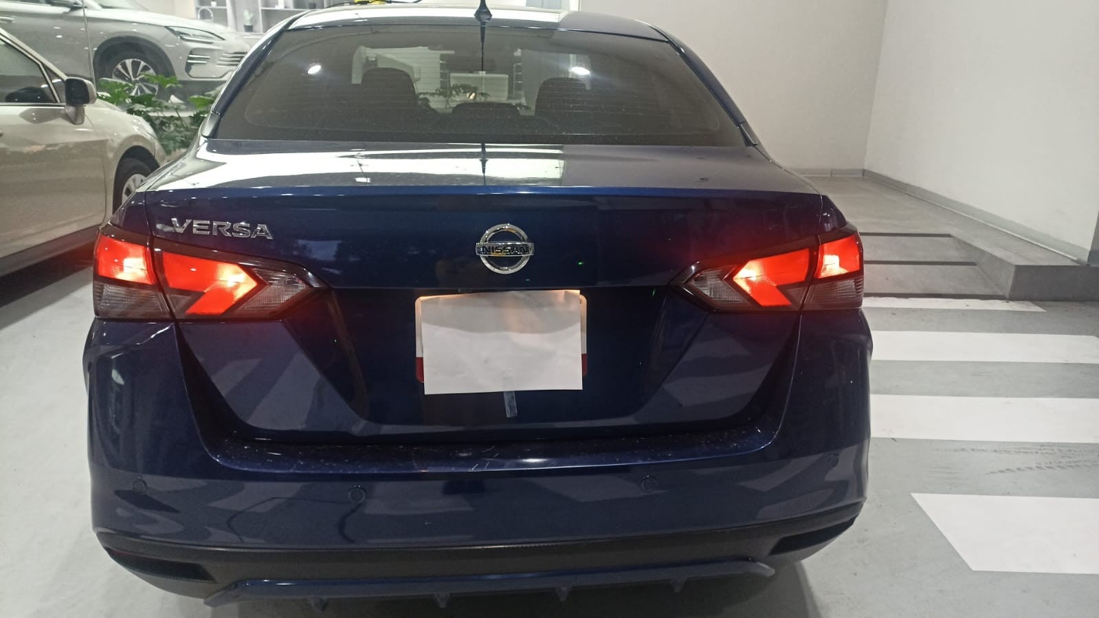 2020 Nissan VERSA ADVANCE CVT