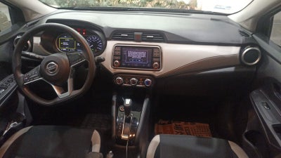 2020 Nissan VERSA ADVANCE CVT