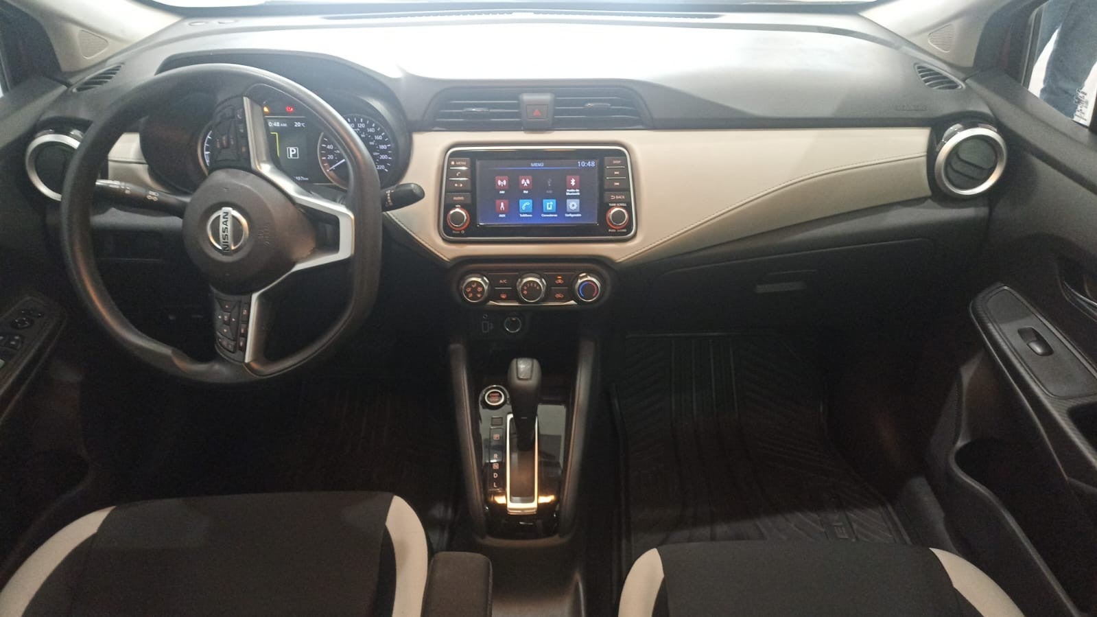 2022 Nissan VERSA ADVANCE CVT 22