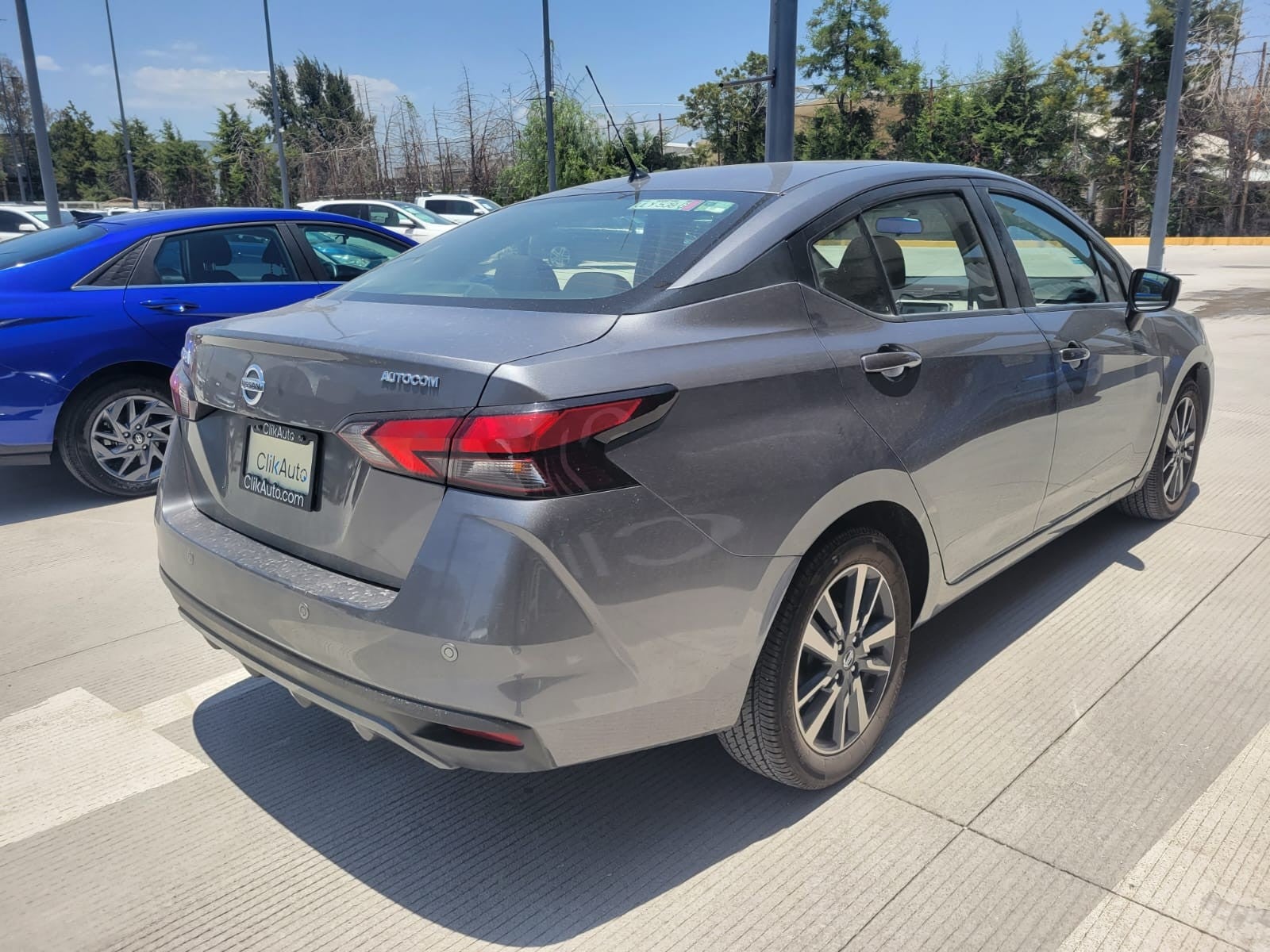 2022 Nissan VERSA ADVANCE CVT 22