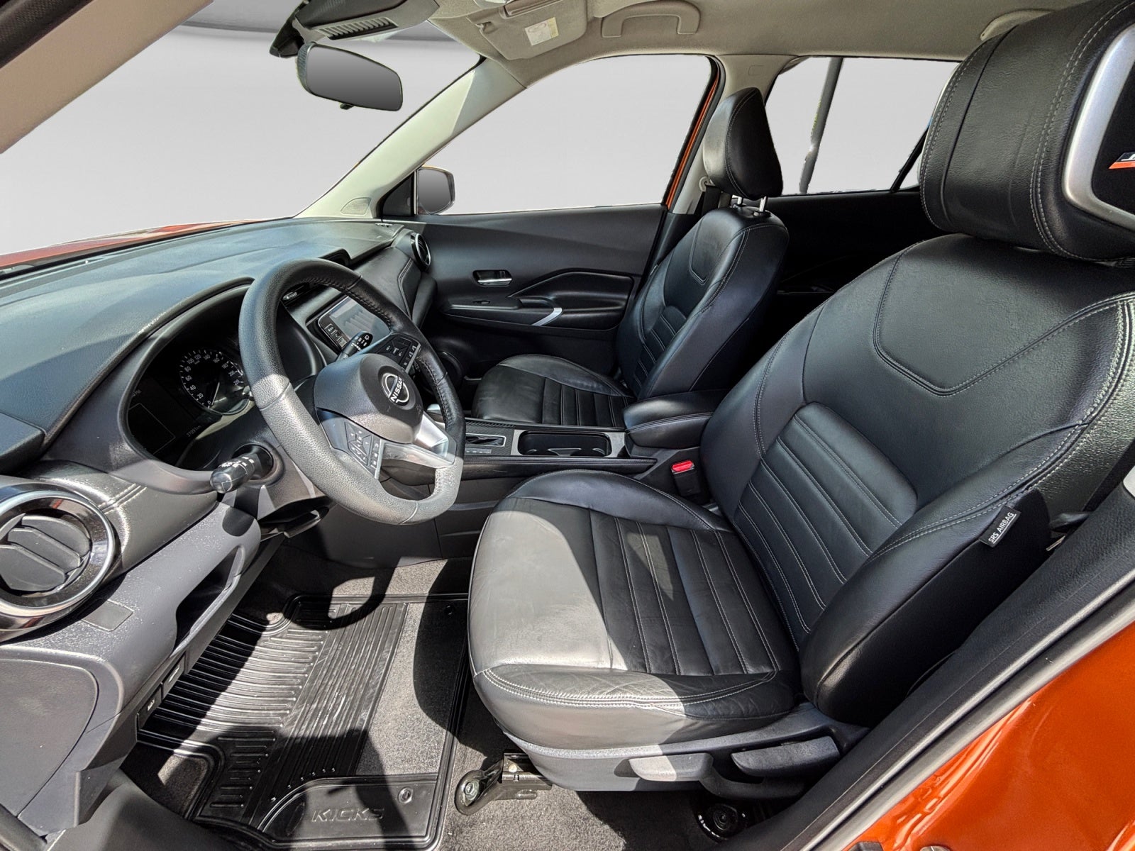 2022 Nissan KICKS KICKS PLATINUM 1.6LTS CVT BI-TONO