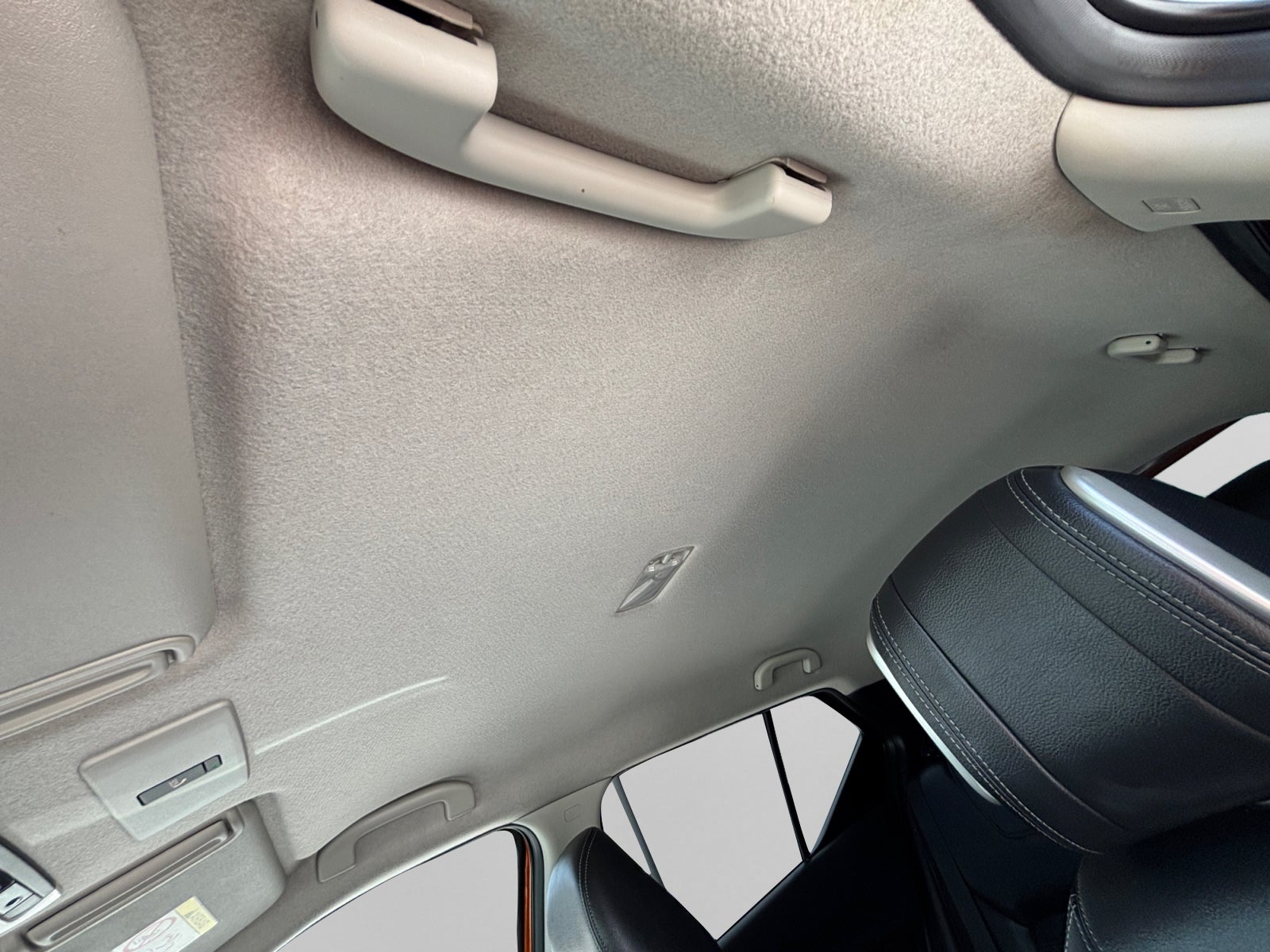 2022 Nissan KICKS KICKS PLATINUM 1.6LTS CVT BI-TONO