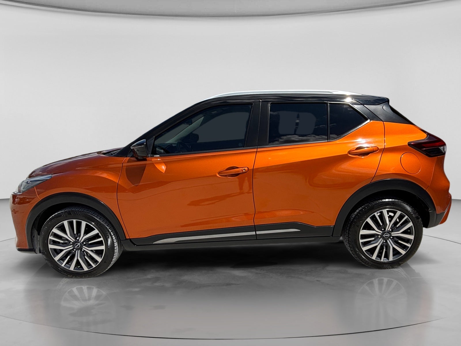 2022 Nissan KICKS KICKS PLATINUM 1.6LTS CVT BI-TONO