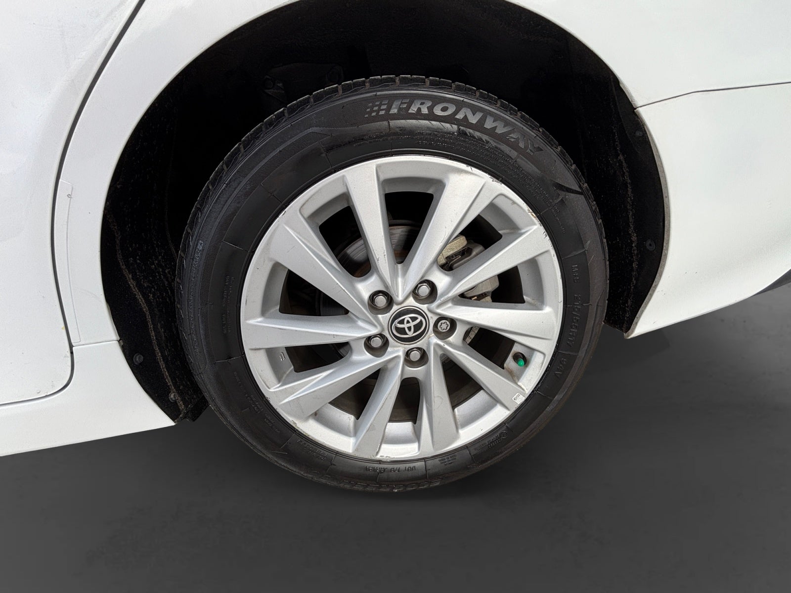 2023 Toyota CAMRY LE