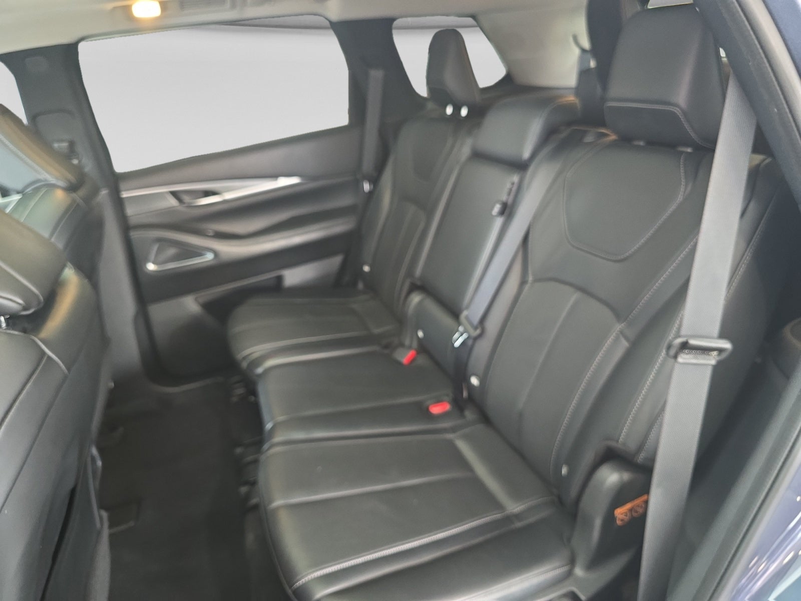 2022 INFINITI QX60 3.5L LUXE AWD 22