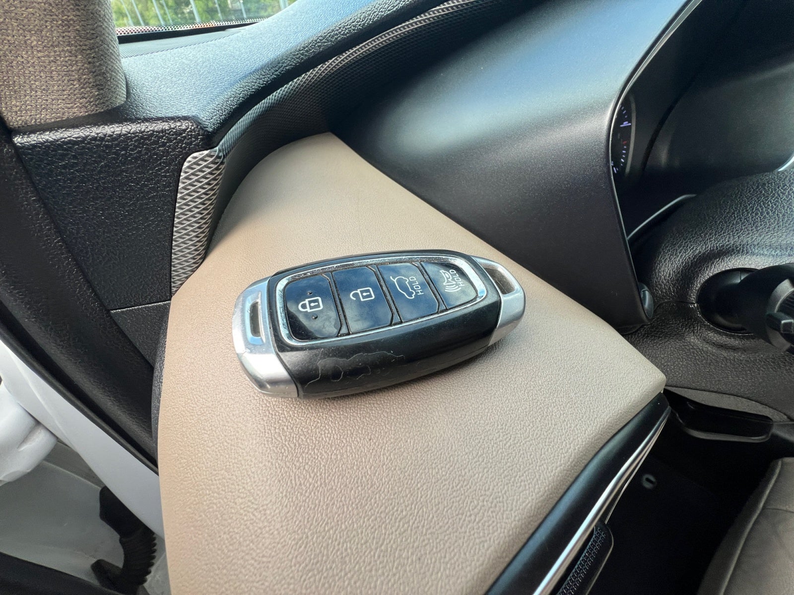 2020 Hyundai SANTA FE LIMITED TECH