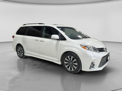 2019 Toyota SIENNA LIMITED