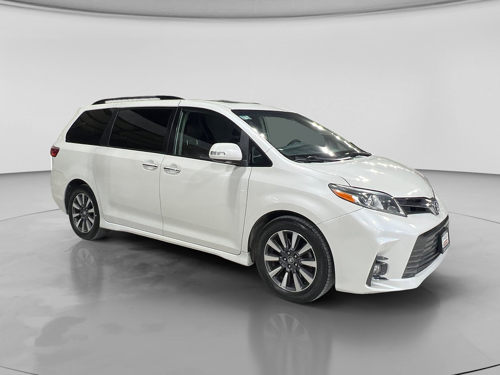 2019 Toyota SIENNA LIMITED